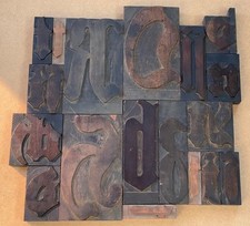 Konvolut Holzlettern Fraktur