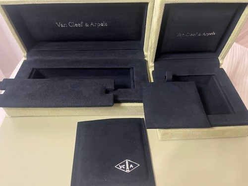 Van cleef arpels leerkoffer - &,
