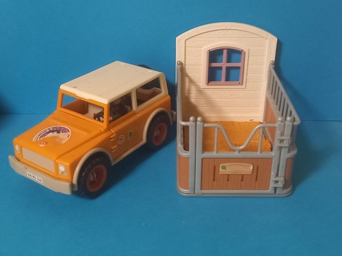 Schleich stall jeep mit - stall,