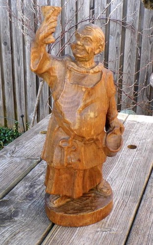 Geschnitzte holzfigur dicker - holzfigur,