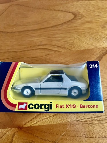 Corgi 314 fiat bertone - corgi,