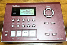 TASCAM CD Trainer für Gitarre