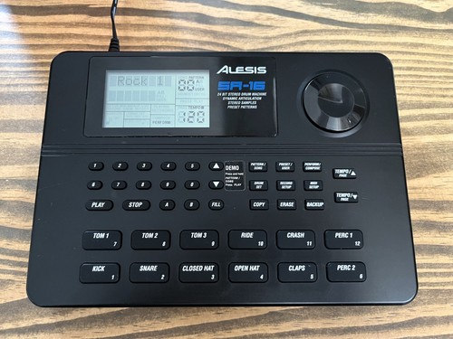 Alesis sr16 drumcomputer - sr16,