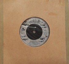 Bananarama-Na Na Hey Hey Kiss