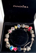 PANDORA Armband mit 20 Charms