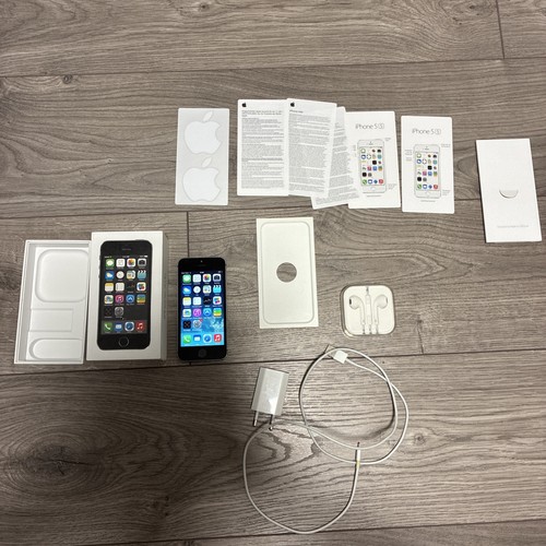 Apple iphone 16gb space - 5s,
