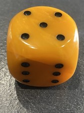 DDR Würfel Bakelit Catalin