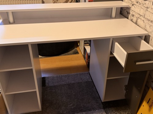 Schreibtisch weiß mit
