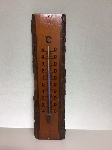 Altes thermometer auf - altes,