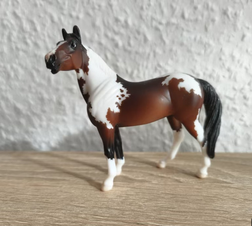 Breyer stablemate pendragon - breyer,
