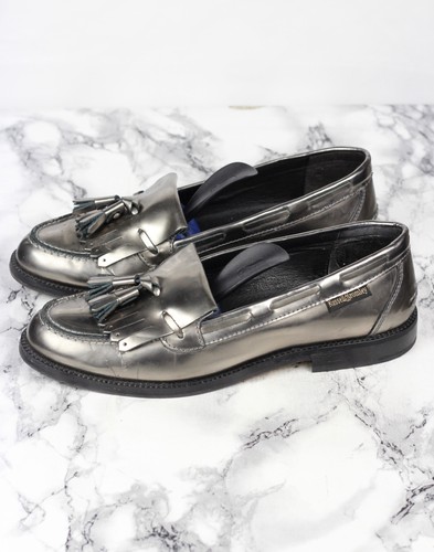 Russell bromley chester - &,