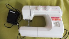 Privileg Nähmaschine 1615 mit Fußpedal, viel Zubehör