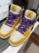 Nike Air Jordan 1 Mid Lakers