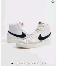 Nike Blazer Mid 77 Vintage NEUNeu ungetragenGröße 37,5Farbe weiß schwarz Nude