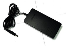 Original Toshiba Netzteil 45