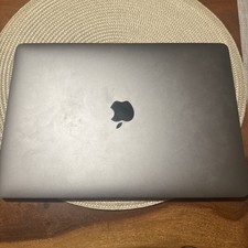 Apple MacBook Pro 13” 2017