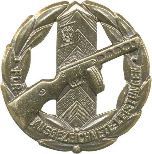 Ddr 0133d leistungsabzeichen - b.0133d,