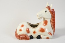 P45R34- Figürliche Porzellan Vase Cachepot in Pferdeform handbemalt