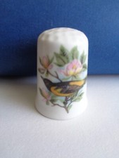 FINGERHUT ° Vogel auf Magnolienzweig ° Porzellan ° BONE CHINA ENGLAND