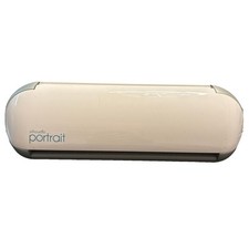 SILHOUETTE PORTRAIT 2 AMERICA