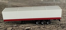 Herpa, 3-achs Auflieger, Pritsche (rot)/Plane (weiß)