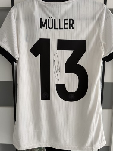 Signiert thomas müller - -signiert-,