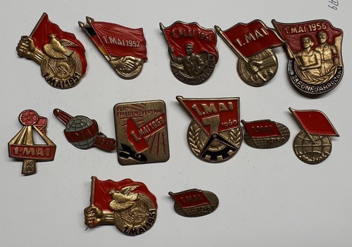 Sammlung von abzeichen - von, 13