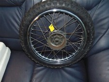 Suzuki TS125 Hinterrad Rad Reifen Felge hinten