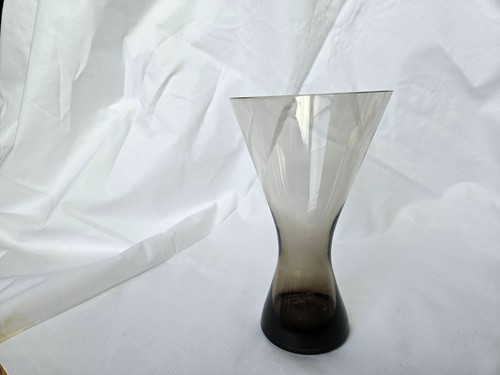 Vintage diabolo vase - vintage,