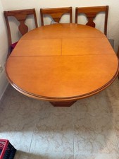 Esstisch mit 4 Stühlen