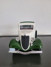 Modellauto Solido Ford V8