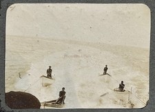 Quatre Boote Tirées Je Ein