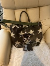 "George, Gina & Lucy" Große