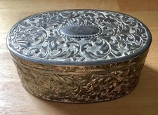 Schöne alte Schmuckdose Schatulle oval wahrscheinlich versilbert 235g Hochzeit
