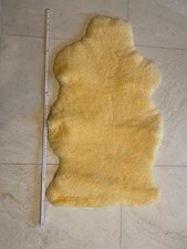 Premium-Lammfell Auflage für Kinderwagen in Tierform in 90 x 55