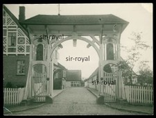 Artful Yard Gate 1932 - Photo