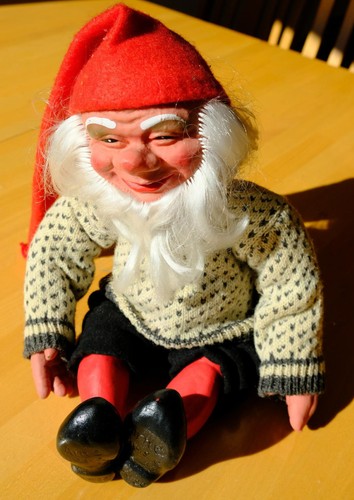 Arne hasle nisse troll doll - hasle,