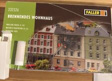 Spur  N Faller Brennendes