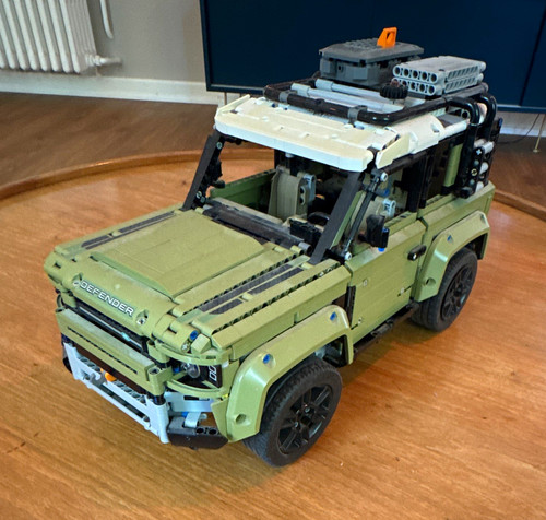 Lego technic land rover - land,