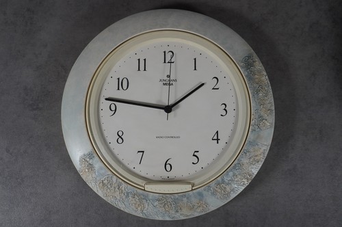 Junghans mega wanduhr funkuhr - junghans,