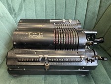 Triumphator CN1 Rechenmaschine
