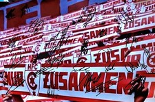 SIGNIERTES GROSSES SV