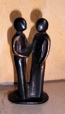 Liebespaar "Nähe": Gusseisen Mini-Deko - Figur rustikal bronziert / brauniert 