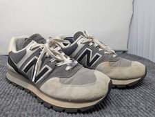 Size 9.5 - New Balance 574