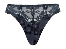 Triumph String Sweet Flower