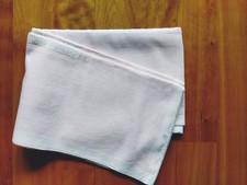 Tischdecke,  ca. 145 x 90 cm rosa/weiß  aus Omas Schrank,  sehr gepflegt 