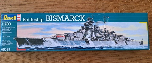 Revell 05098 bismarck - bismarck, scale