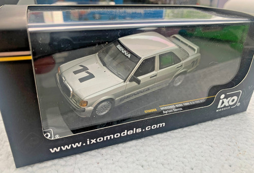Ixo mercedes benz - 1:43,