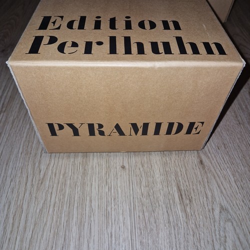 Pyramide von edition perlhuhn - von,