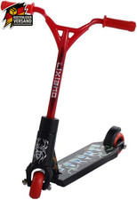 Roter Finger-Scooter mit zwei